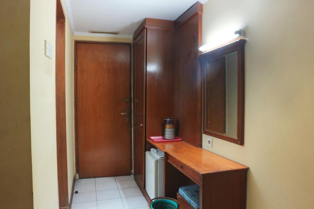 Hotel Farel Cakarta Oda fotoğraf